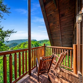 Cades Cove's relaxing decks with views