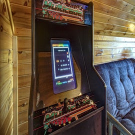 Bear Mountain Hideaway's arcade