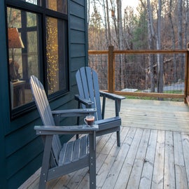 Smoky Mountain Secret's relaxing deck