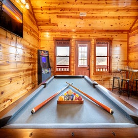 Dream Inn the Smokies' fun game room