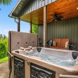 The Meeting Place's private hot tub