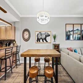 River Overlook's inviting dining area