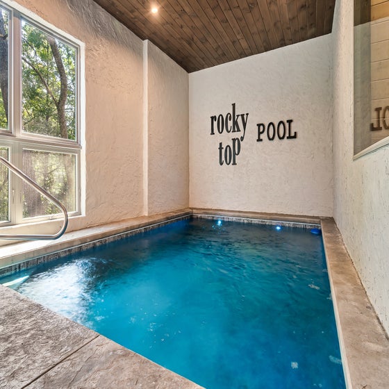 Rocky Top Plunge's inviting indoor pool