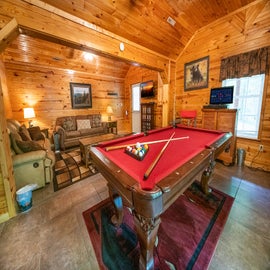 Hickory Hollow Hideaway's fun game room