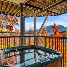 Grand Pinnacle's bubbling hot tub