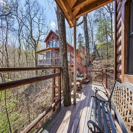 Treehouse Overlook's relaxing deck