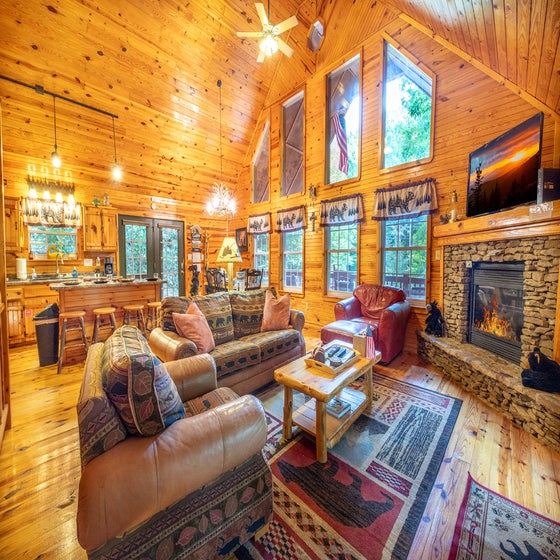 Hickory Hollow Hideaway's cozy living area