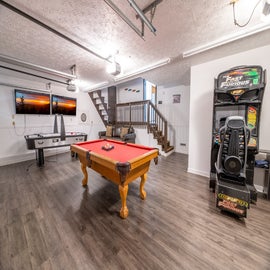 Peachtree's fun game room