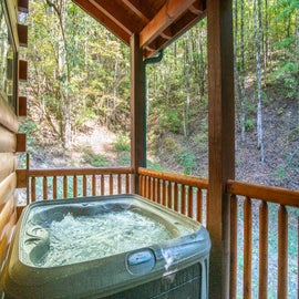 Valley Cove's bubbling hot tub