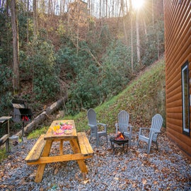 Three Little Bears' outdoor seating area and fire pit