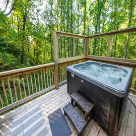 The Tapio Lodge's private hot tub