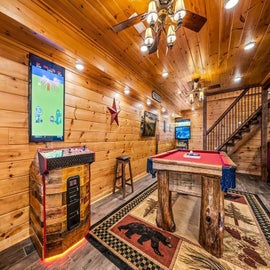 Walden's Creek Lodge's game room