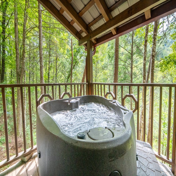 Manna's bubbling hot tub