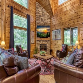 The Lodge at Glades' cozy living area