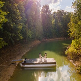 Black Bear Cove's seasonal lake access