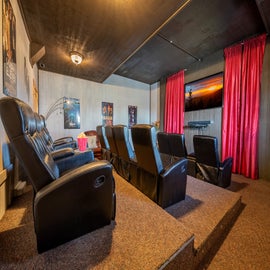 Mountain Estate's Little Cabin theater room