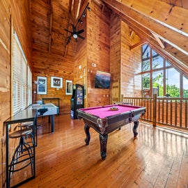 Cades Cove's fun game room