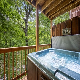 Dolly's Backyard's bubbling hot tub