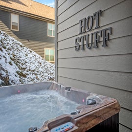 Grey Wood Lodge's bubbling hot tub