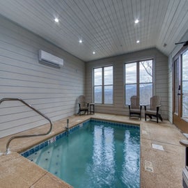 Sweet Mimosa Lodge's refreshing indoor pool