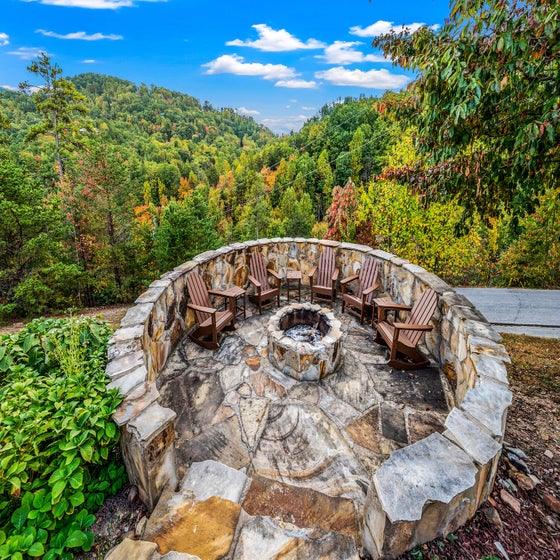 Mountain Wonderland's crackling firepit