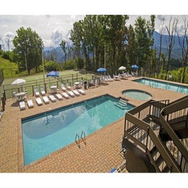 Alpine Lookout's community pool