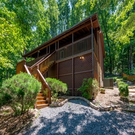 Ole Smoky Cabin's exterior